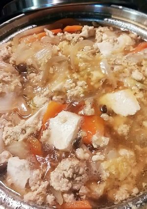 おふくろの味！白菜とひき肉そぼろ鍋♪-レシピのメイン写真