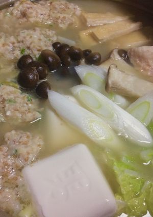 ふわとろ♡絶品やわらか鶏つみれの鶏塩鍋-レシピのメイン写真