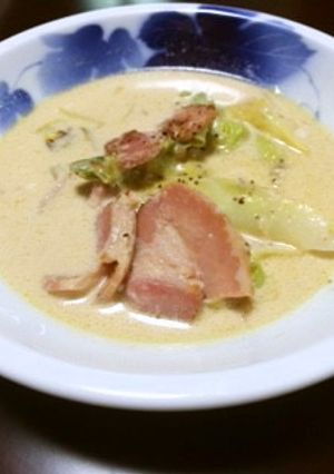 焦がしキャベツとベーコンのおかずスープ-レシピのメイン写真