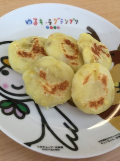 離乳食にさつまいもとじゃがいもの団子焼き-レシピのメイン写真