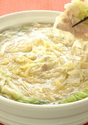★野菜もぱくぱく★餃子皮でミルフィーユ鍋-レシピのメイン写真