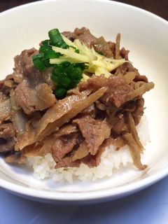 牛ごぼうの味噌煮丼-レシピのメイン写真