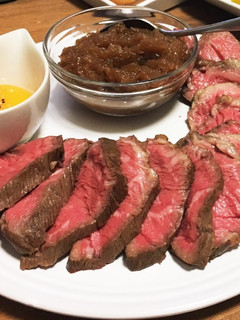 初めてでも簡単炊飯器でローストビーフ-レシピのメイン写真