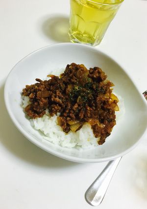 ハンバーグ作るのが面倒な時丼 ズボラさん-レシピのメイン写真