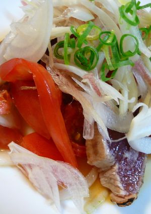 鰹のたたきとトマトののっけ盛りサラダ-レシピのメイン写真