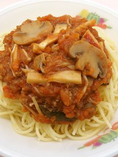 秋の香りのミートソーススパゲティ-レシピのメイン写真