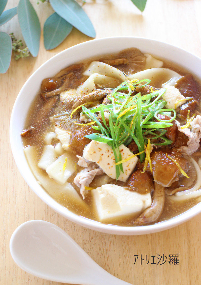 10分！とろ～り熱々♪きのこ＆豆腐うどん-レシピのメイン写真