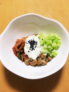 ブロッコリーの茎で!3色納豆-レシピのメイン写真