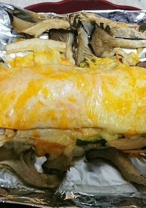 サーモンとキノコのチーズ焼き♪-レシピのメイン写真
