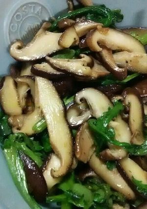 しいたけと春菊のホットサラダ-レシピのメイン写真