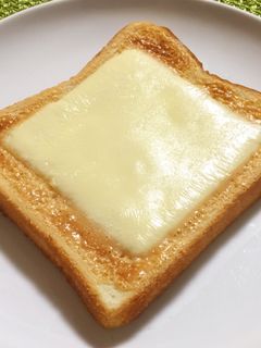 ピーナッツクリーム&チーズトースト-レシピのメイン写真