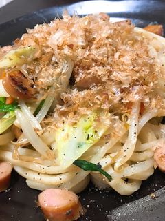 余り物野菜で簡単!焼きうどん-レシピのメイン写真