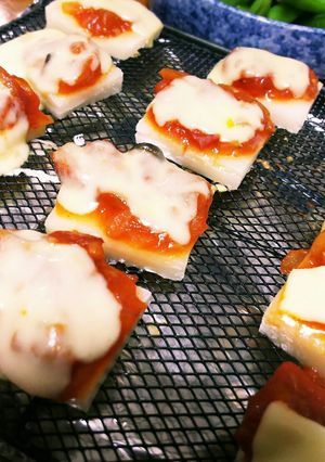 もちピザ*軽食にもつまみにも-レシピのメイン写真