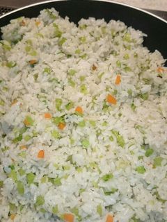 大根の葉(茎の部分)を使ったチャーハン-レシピのメイン写真