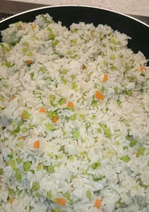 大根の葉(茎の部分)を使ったチャーハン-レシピのメイン写真