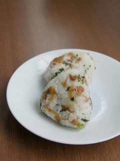 茗荷(漬物)と大葉のおにぎり-レシピのメイン写真