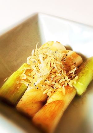 フライパン１つ♪焼きネギとカリカリじゃこ-レシピのメイン写真