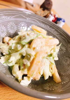 柿とキャベツ 秋の和風コールスローサラダ-レシピのメイン写真