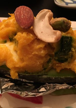 アボガドのかぼちゃクリームチーズ詰め-レシピのメイン写真