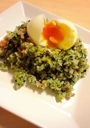 大根の葉で!!グリーンチャーハン-レシピのメイン写真