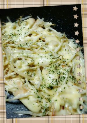 フライパンで簡単！もやしのチーズ焼き♥-レシピのメイン写真