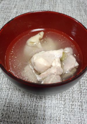 鶏もも肉のしょうがスープ-レシピのメイン写真
