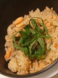 【料亭の味】旨みたっぷり鮭の炊き込みご飯-レシピのメイン写真