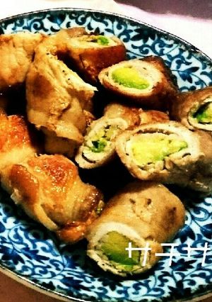 簡単☆美味しい♪アボカドの豚肉巻き-レシピのメイン写真