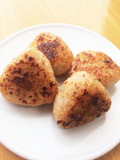 フライパンで焼きおにぎり。簡単!-レシピのメイン写真