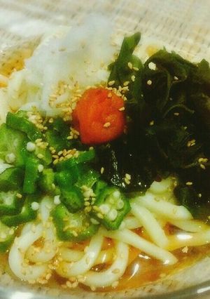 簡単!ランチにさっぱり酢うどん♪-レシピのメイン写真