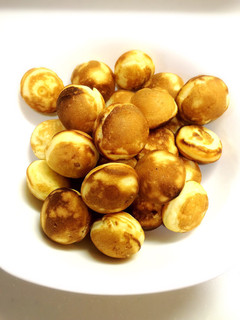 たこ焼き器でコロコロ♡ホットケーキ-レシピのメイン写真