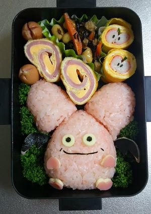 旦那⭐キャラ弁 DQのピンクモーモン-レシピのメイン写真