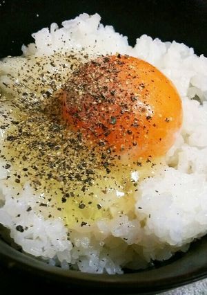 究極の卵かけご飯♥ブラックペッパー-レシピのメイン写真