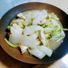 รูปของ 白菜と鶏むね肉のオイスターソース炒め