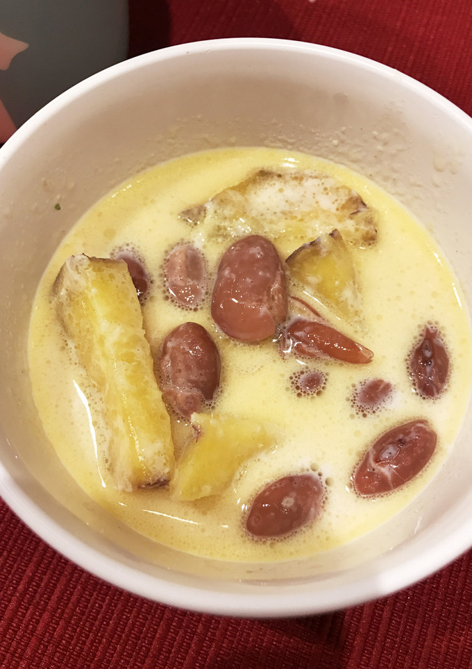 さつまいもとお豆の優しいミルクスープ-レシピのメイン写真