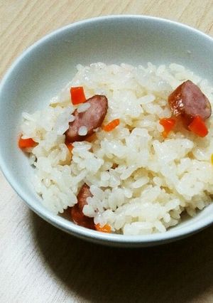 ピラフ風ウインナーの炊き込みご飯-レシピのメイン写真