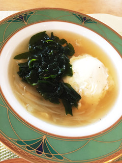 簡単♬わかめと卵と玉ねぎスープ-レシピのメイン写真
