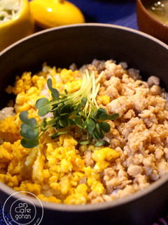 鶏胸肉de♡混ぜるだけ最強の鶏そぼろ丼!-レシピのメイン写真
