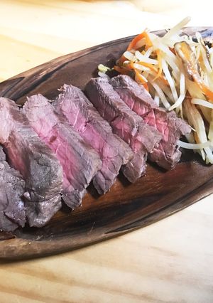 レンジとフライパンで簡単ローストビーフ♡-レシピのメイン写真