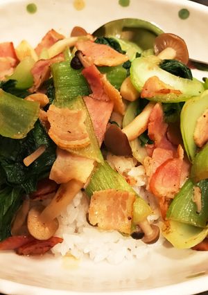 ☆時短チンゲン菜とベーコンとしめじ丼☆-レシピのメイン写真