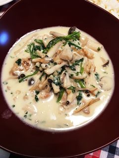 *鶏肉ときのこのクリーム煮*-レシピのメイン写真