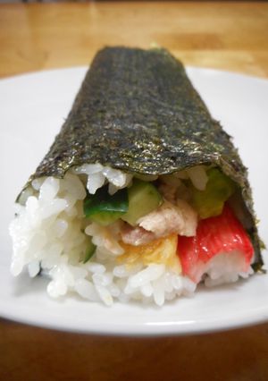恵方巻に◇ツナとかにかまのサラダ巻寿司-レシピのメイン写真