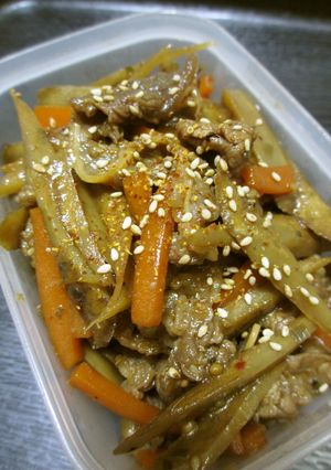 プルコギ用牛肉と牛蒡の炒め煮-レシピのメイン写真