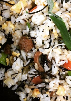 ひじき煮リメイク長ネギ炒飯✨ごま油香る-レシピのメイン写真