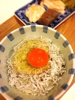 オリーブオイルの☆しらす卵かけご飯☆-レシピのメイン写真