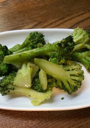 茎が美味しい！ブロッコリーの中華炒め-レシピのメイン写真