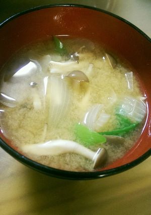玉ねぎのお味噌汁-レシピのメイン写真