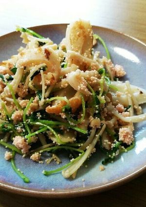 豆苗とちくわの明太子炒め-レシピのメイン写真