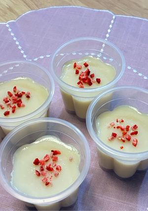 材料これだけ!濃厚な甘酒豆乳プリン-レシピのメイン写真