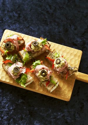 ローストビーフのオープンサンド-レシピのメイン写真